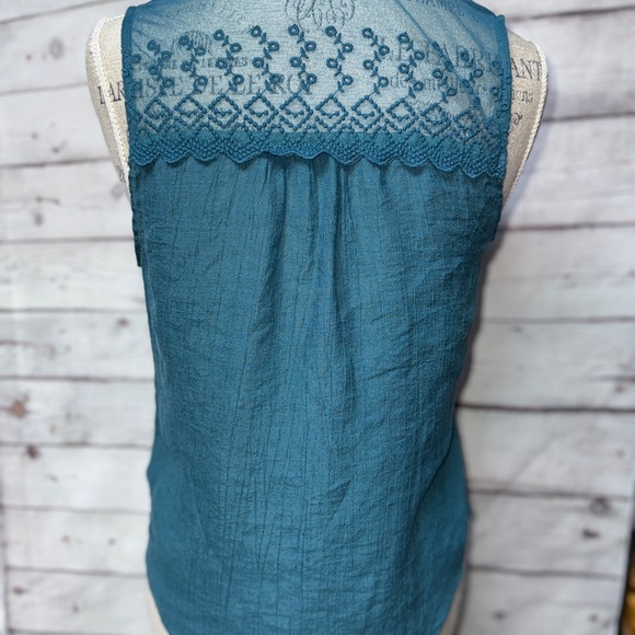 Mine Blue Lace Detail Tank Top - Picture 3 of 5